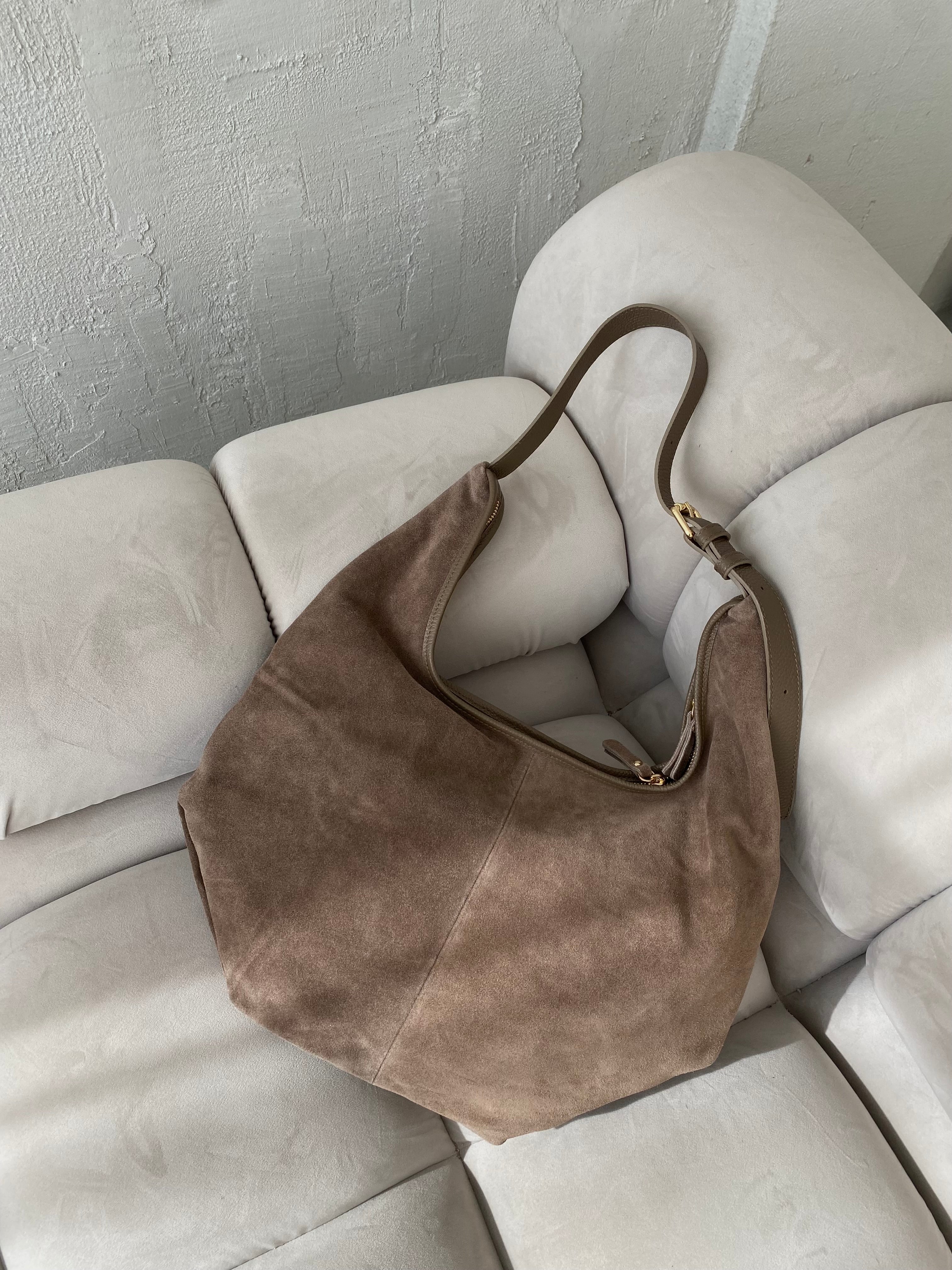 Mocha spalvos verstos odos rankinė „Elara Suede Boho Bag“