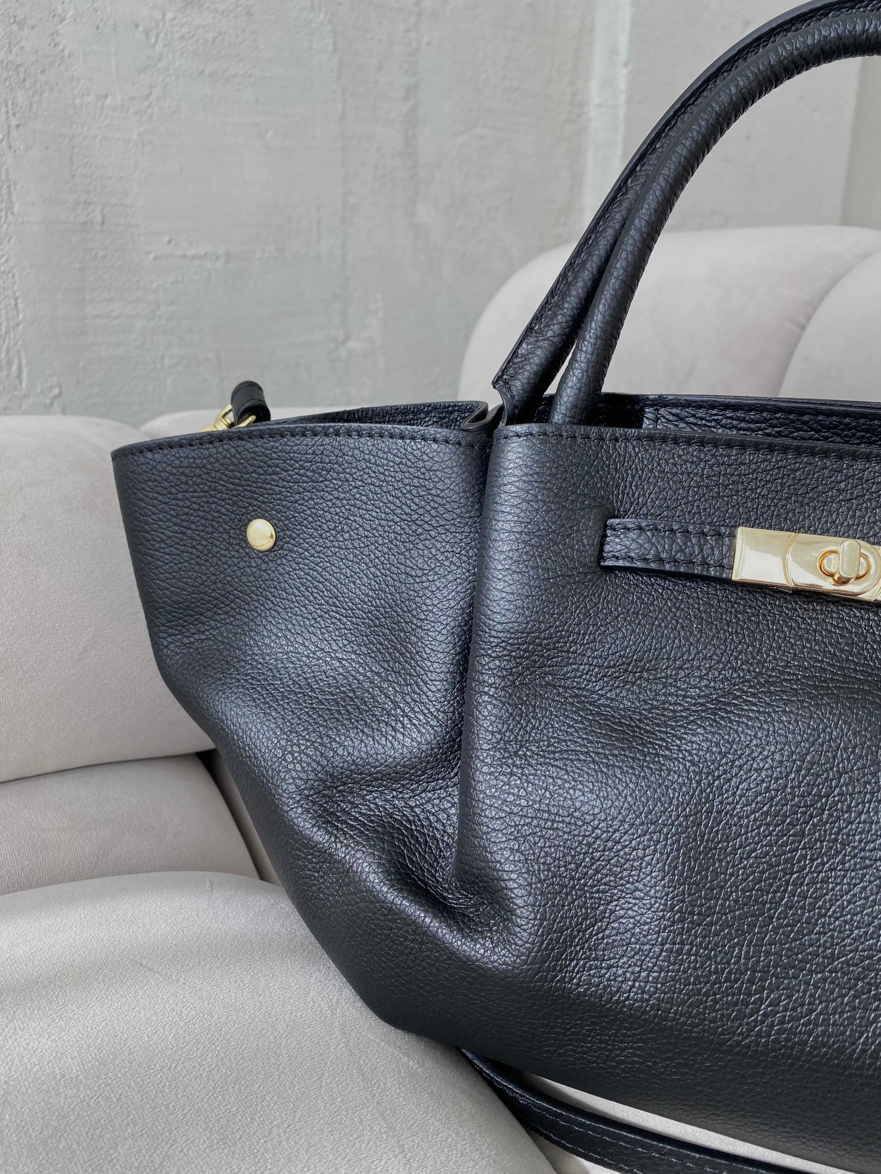 Juoda natūralios odos rankinė „Virel Leather Bag“