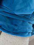 Elektrinės spalvos veliūrinis laisvalaikio komplektas „Deep Blue Velvet Comfort Set“