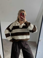Rudas dryžuotas šiltas megztinis su polo tipo apykakle “Brown Striped Polo Knit Sweater”