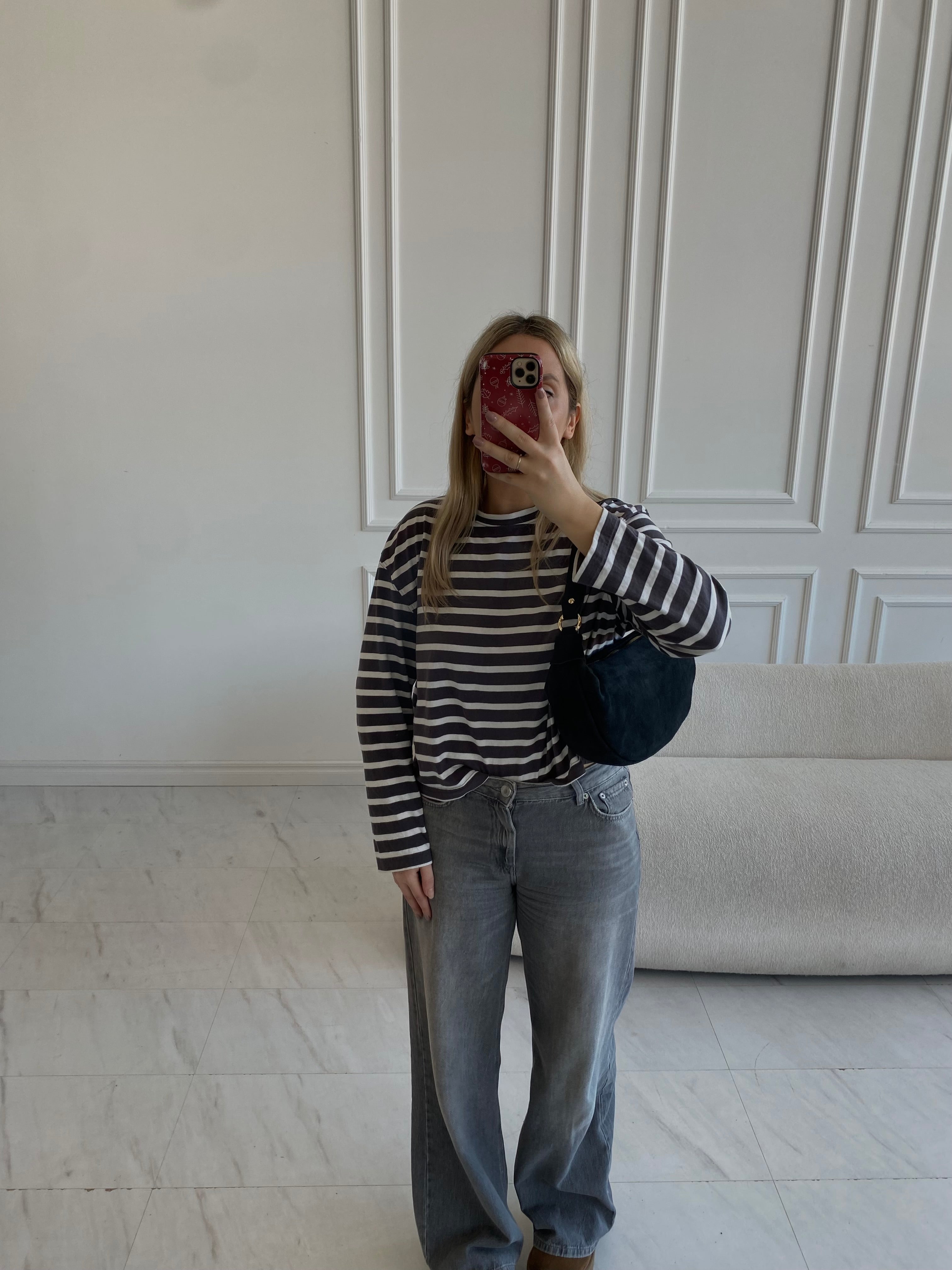 Natūralios verstos odos rankinė „Oli Black“