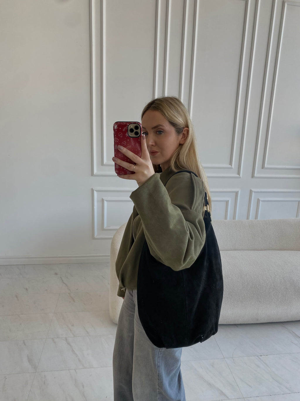 Natūralios verstos odos rankinė „Mila Black“