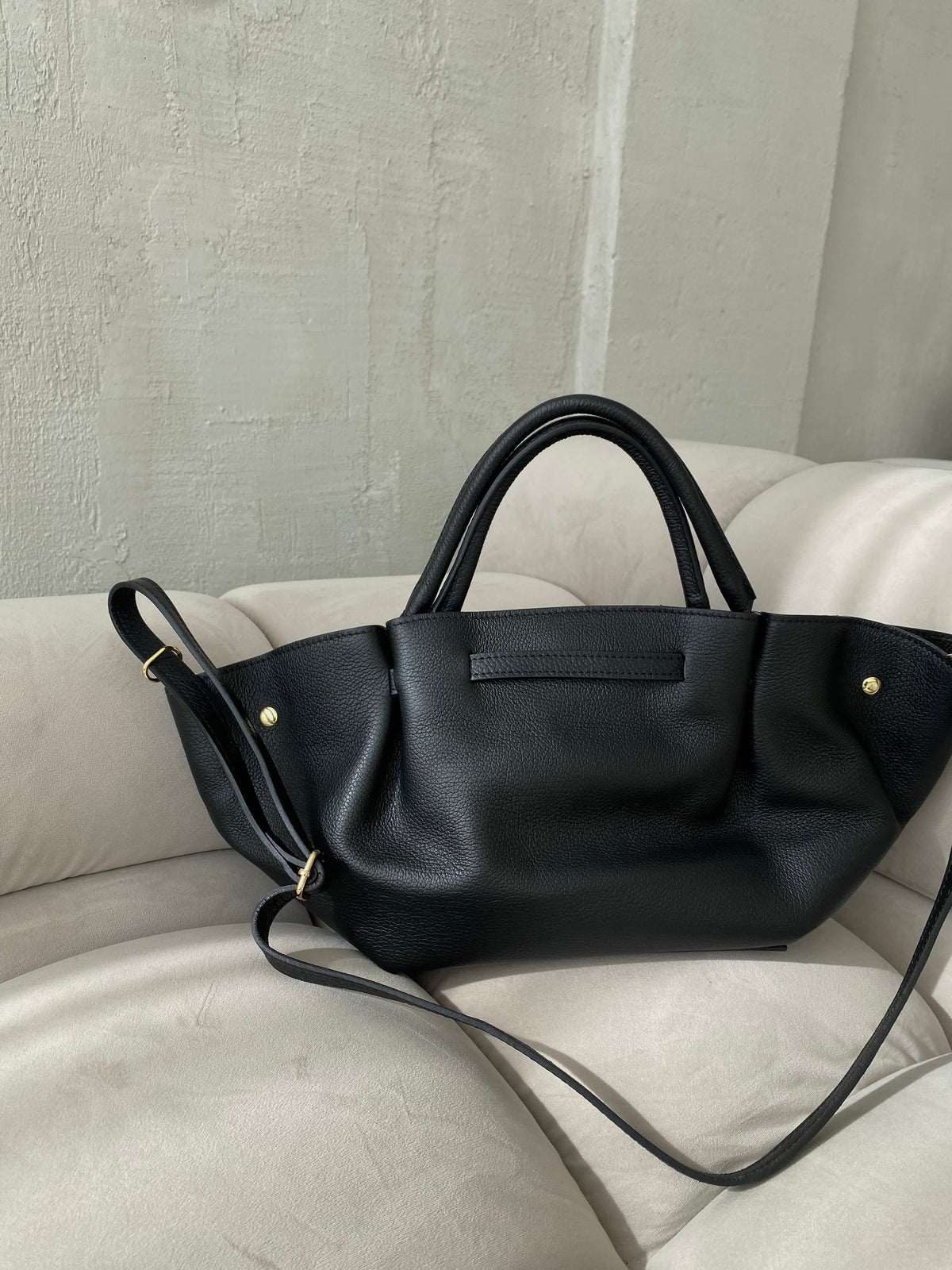 Juoda natūralios odos rankinė „Virel Leather Bag“