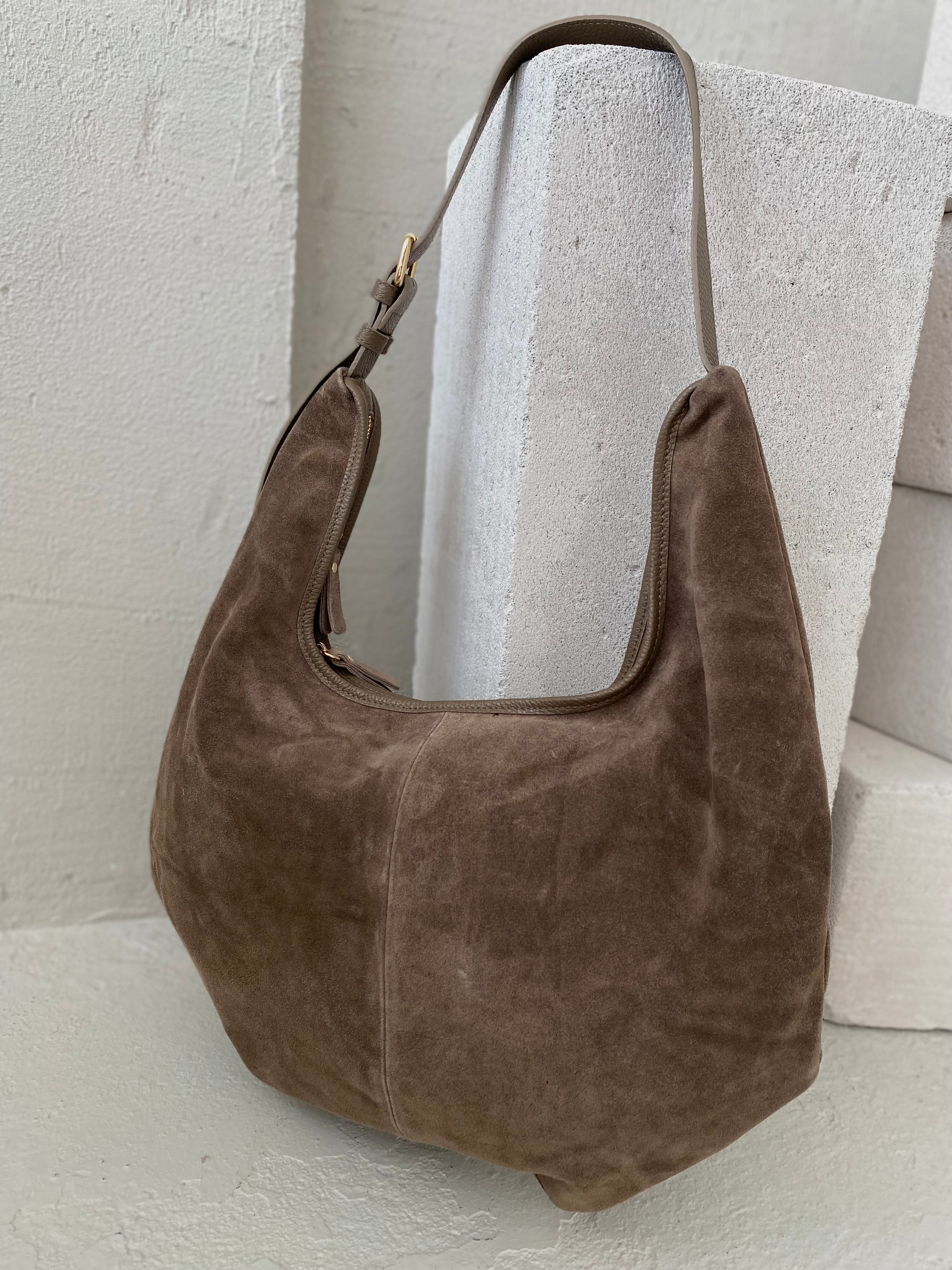 Mocha spalvos verstos odos rankinė „Elara Suede Boho Bag“