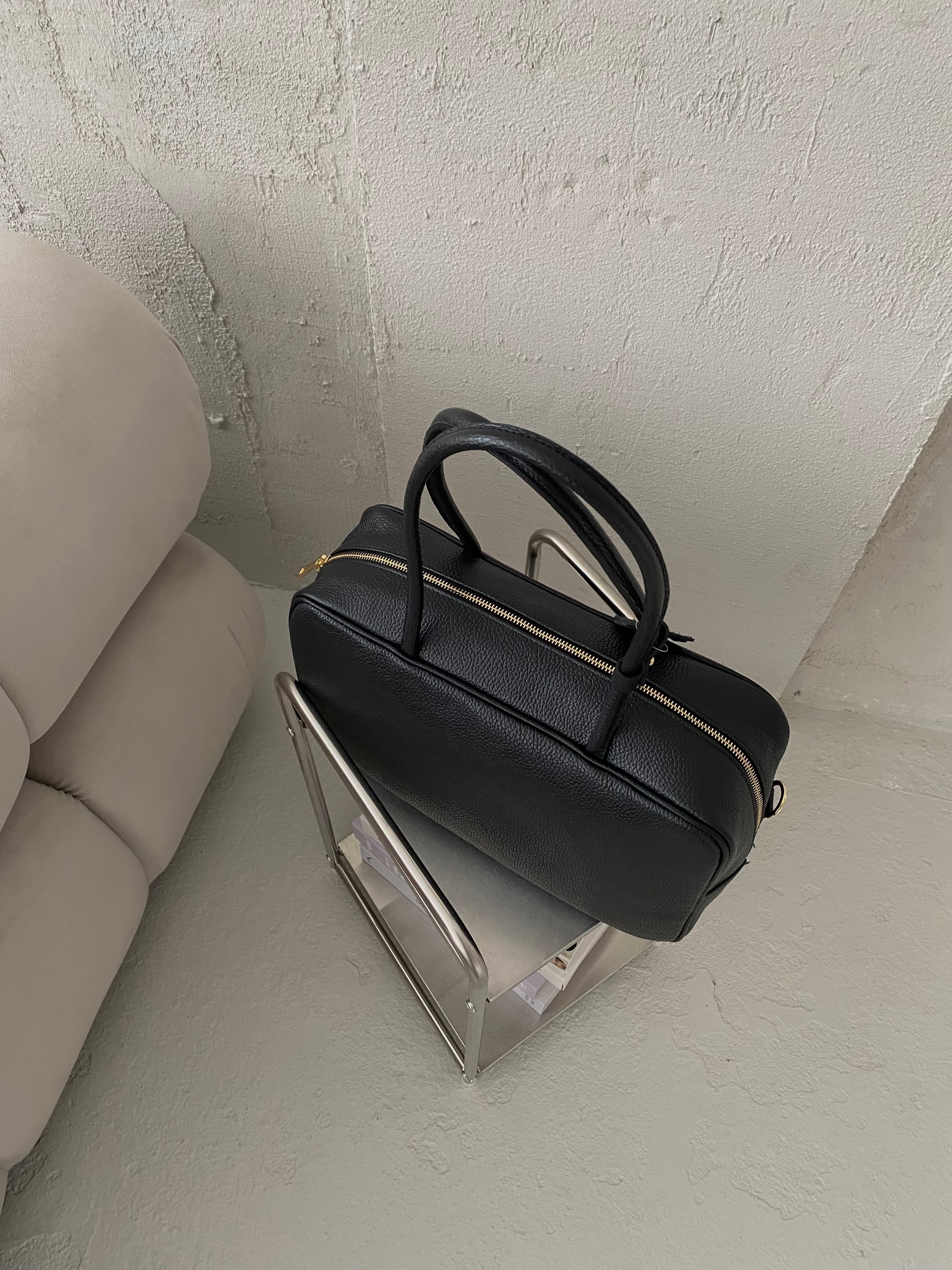 Natūralios odos rankinė „Emma Black Soft“