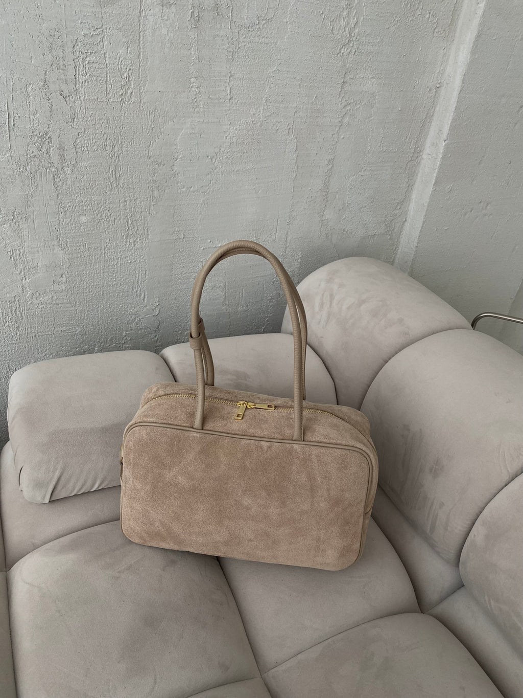 Natūralios verstos odos rankinė „Emma Beige“