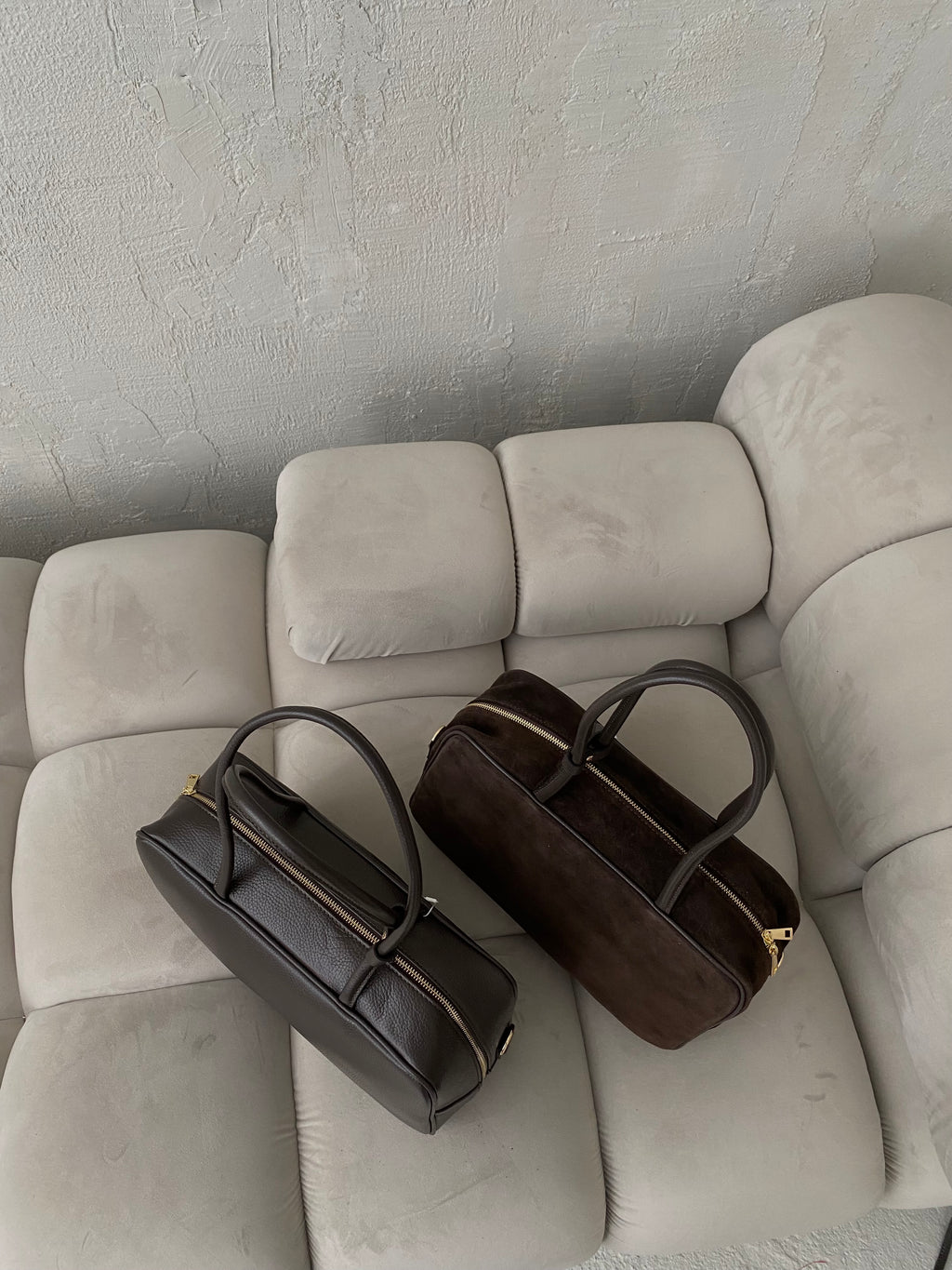 Natūralios verstos odos rankinė „Emma Choco Soft“