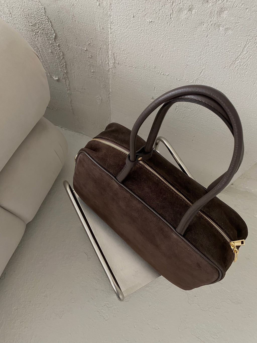 Natūralios verstos odos rankinė „Emma Choco Soft“