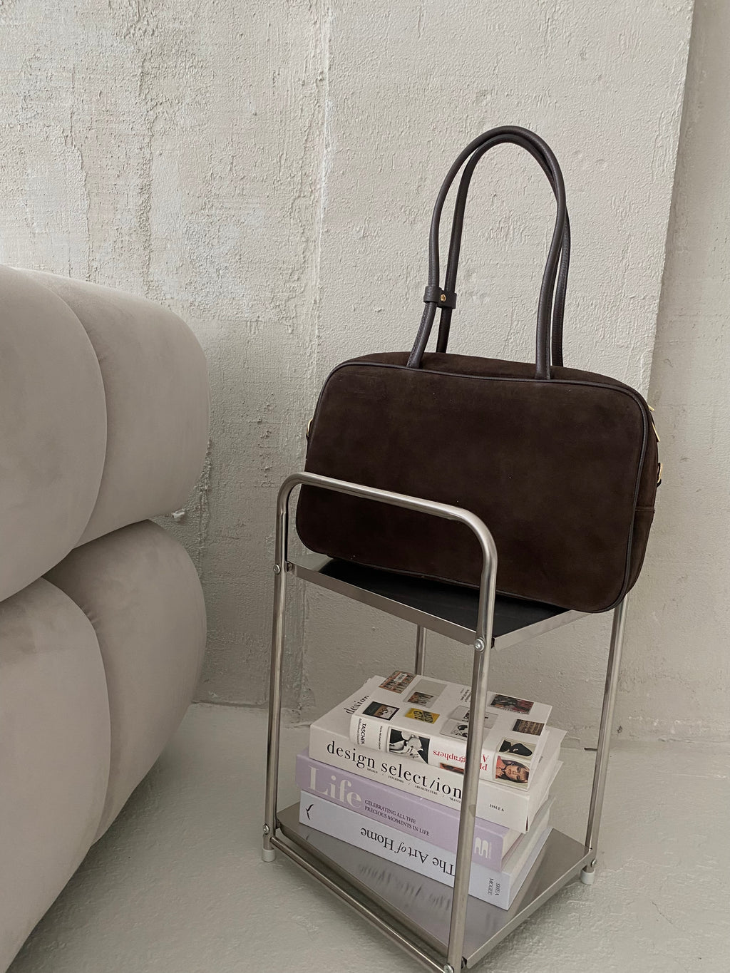 Natūralios verstos odos rankinė „Emma Choco Soft“