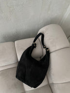 Natūralios verstos odos rankinė „Mila Black“