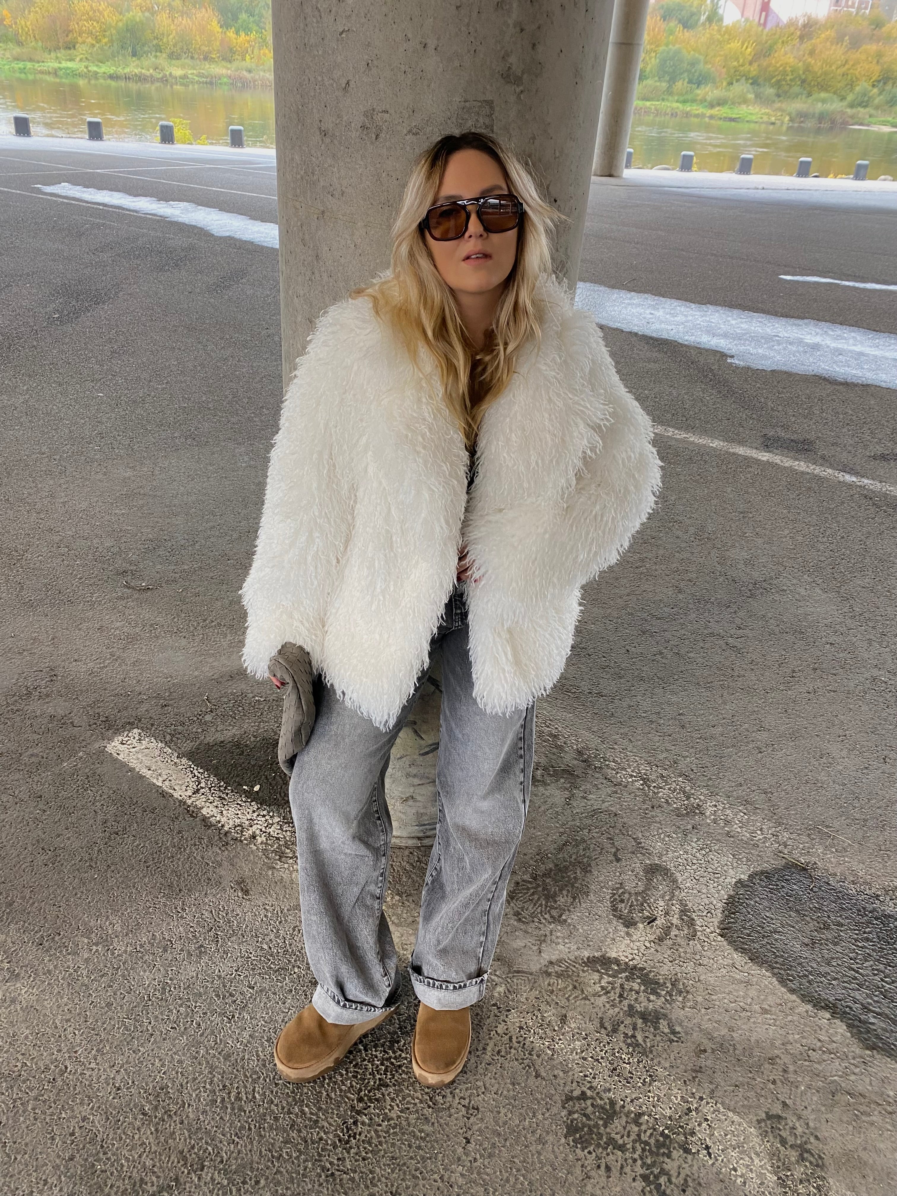 Dirbtiniai lamos kailiniai “White Snow”