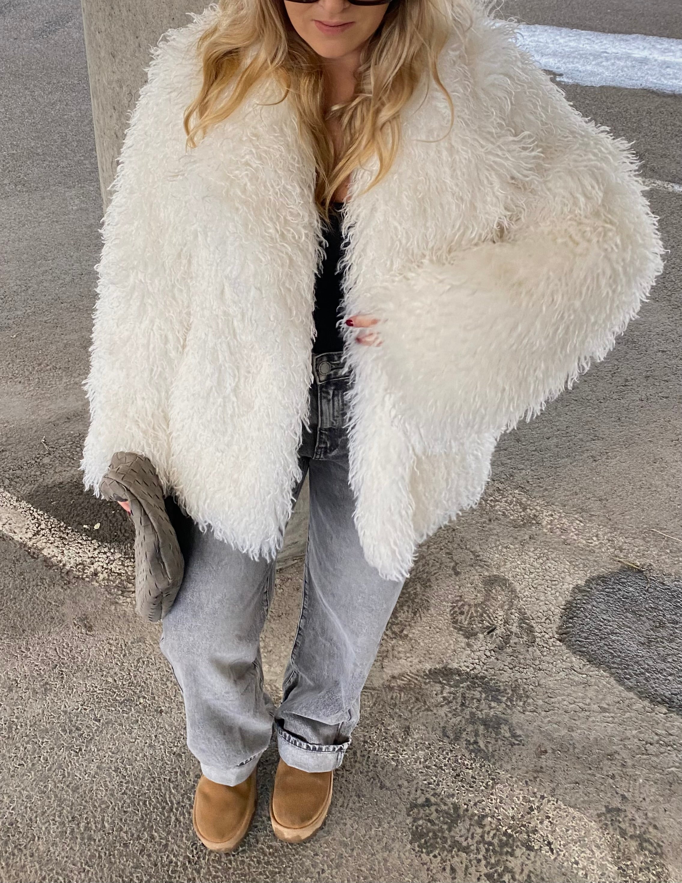 Dirbtiniai lamos kailiniai “White Snow”