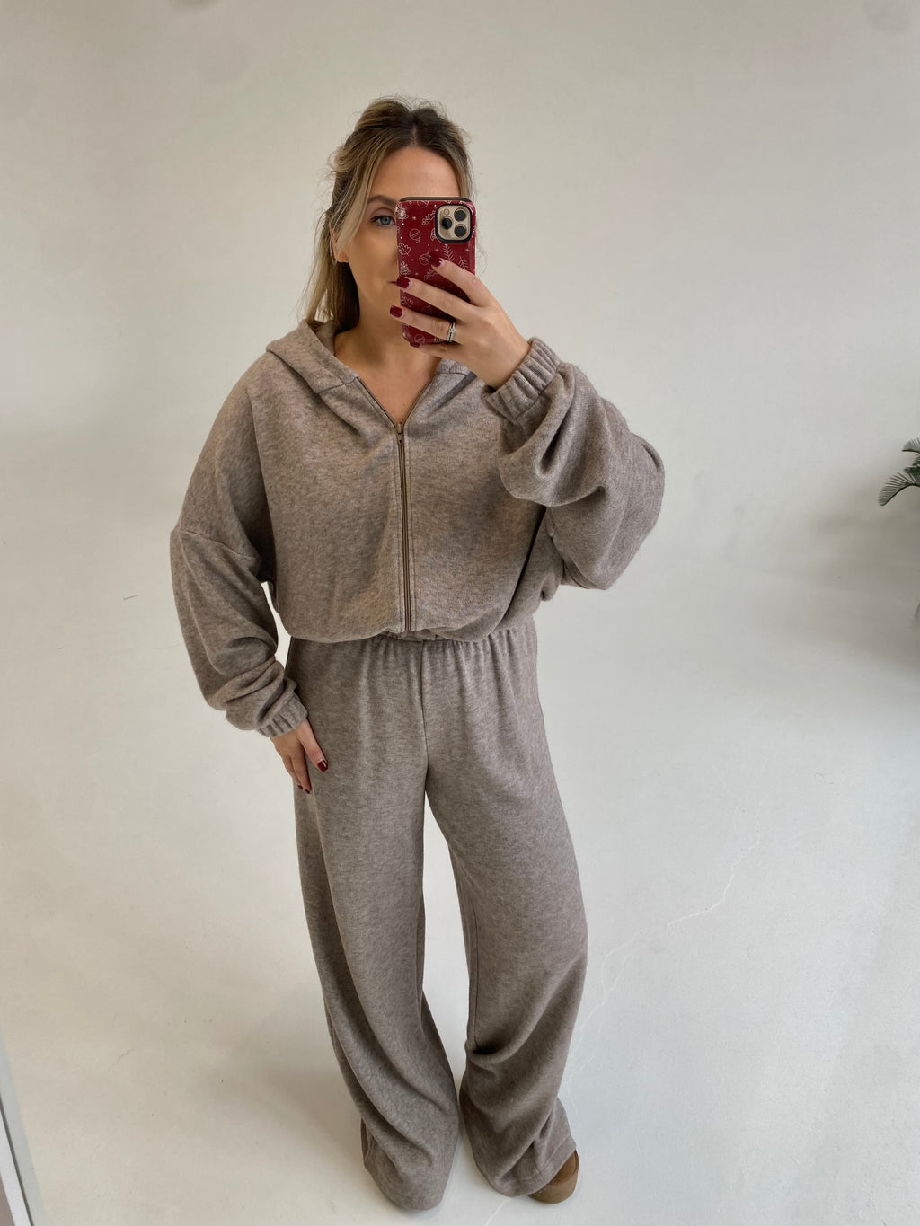 Šiltas megztas laisvalaikio komplektas su vilna “Wool Cozy Beige Set”