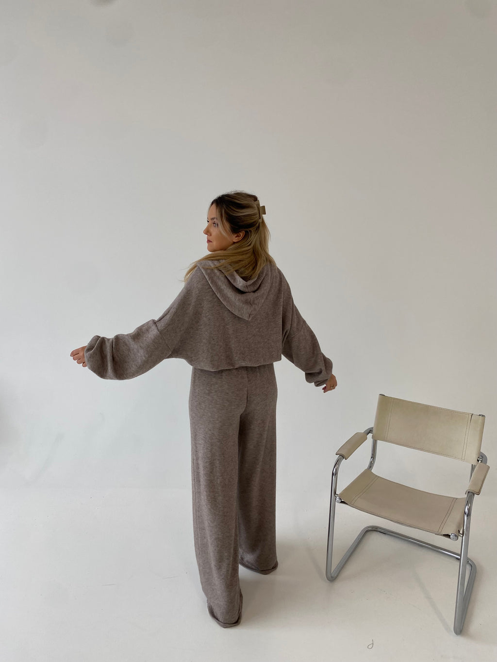 Šiltas megztas laisvalaikio komplektas su vilna “Wool Cozy Beige Set”