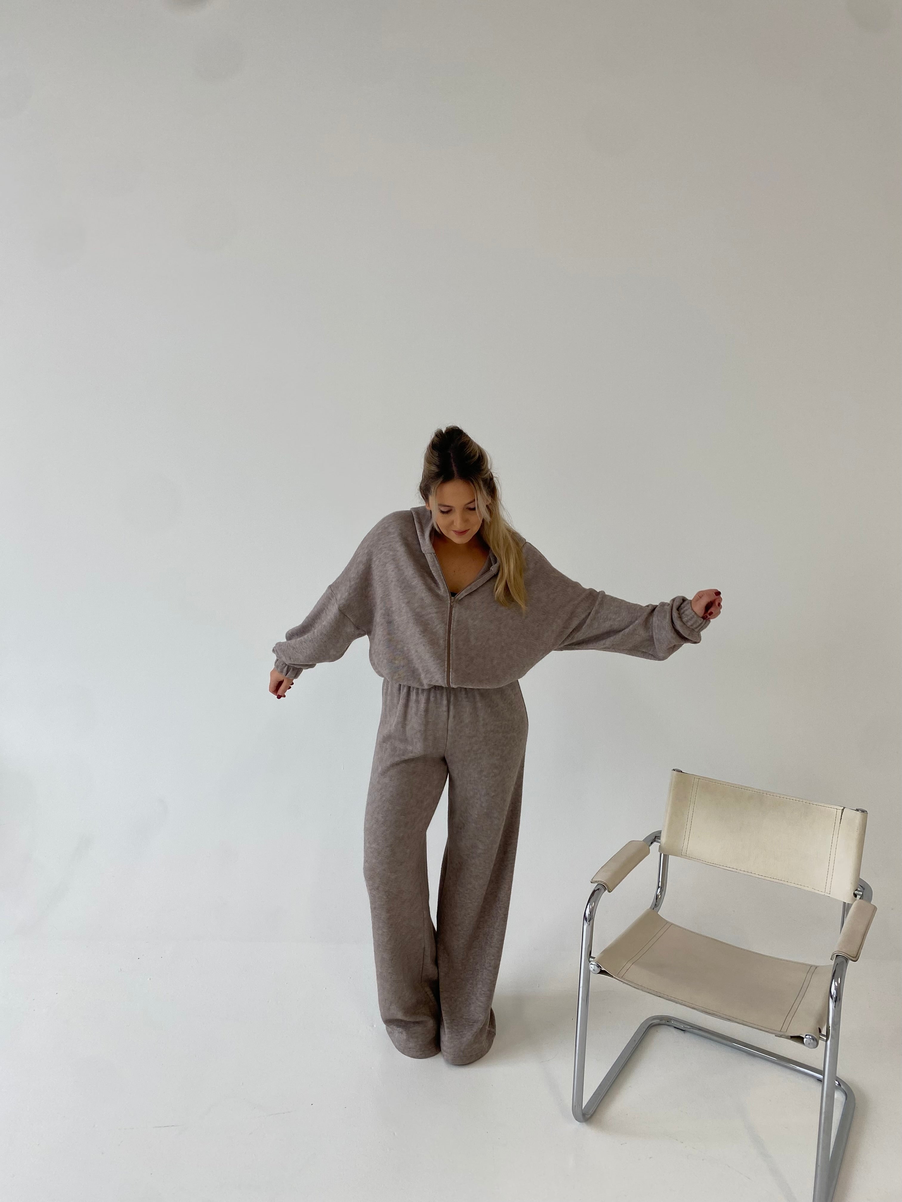 Šiltas megztas laisvalaikio komplektas su vilna “Wool Cozy Beige Set”