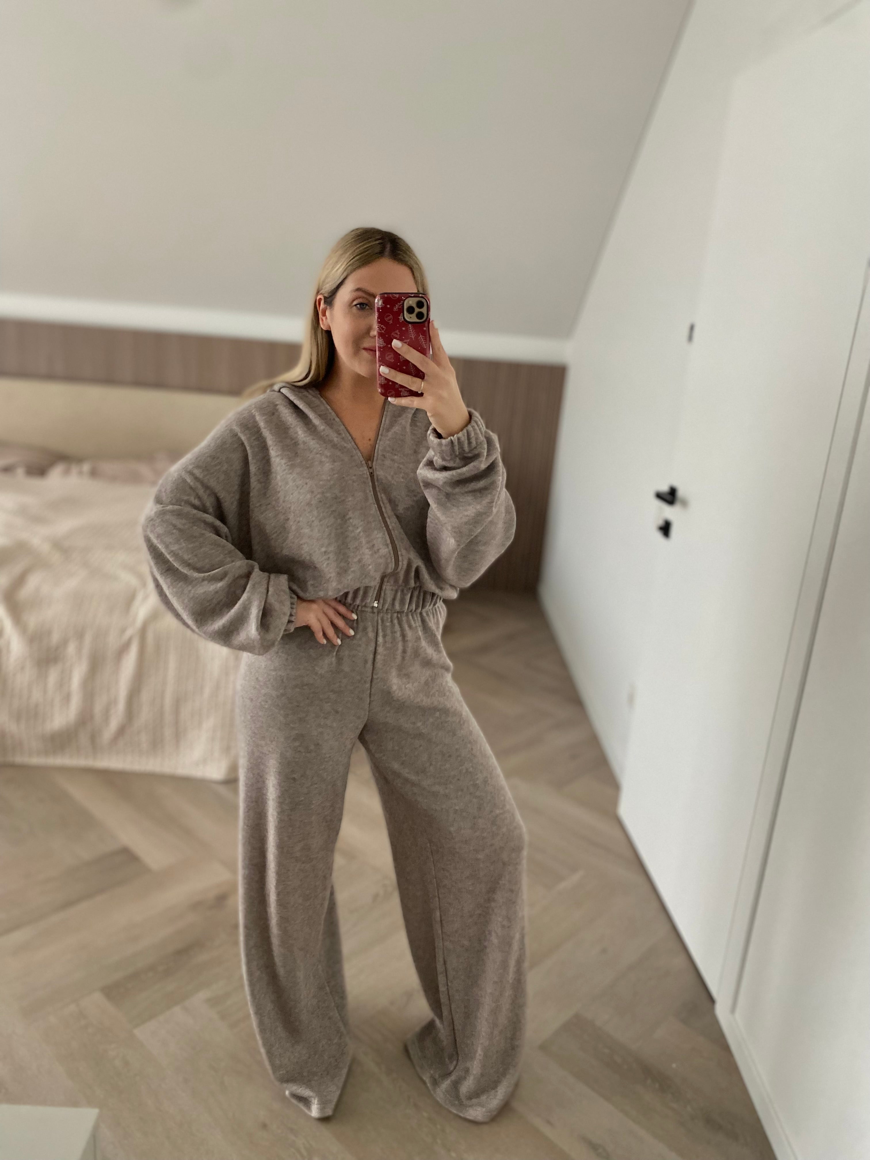 Šiltas megztas laisvalaikio komplektas su vilna “Wool Cozy Beige Set”