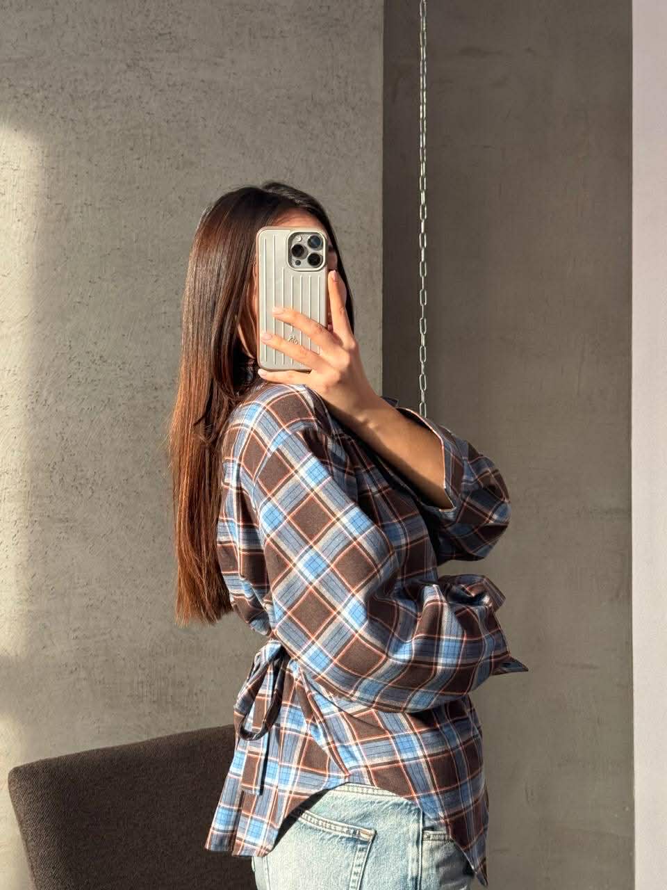 Languoti rudi su mėlynu įliemenuoti marškiniai „Aurelia Tie Waist Shirt“