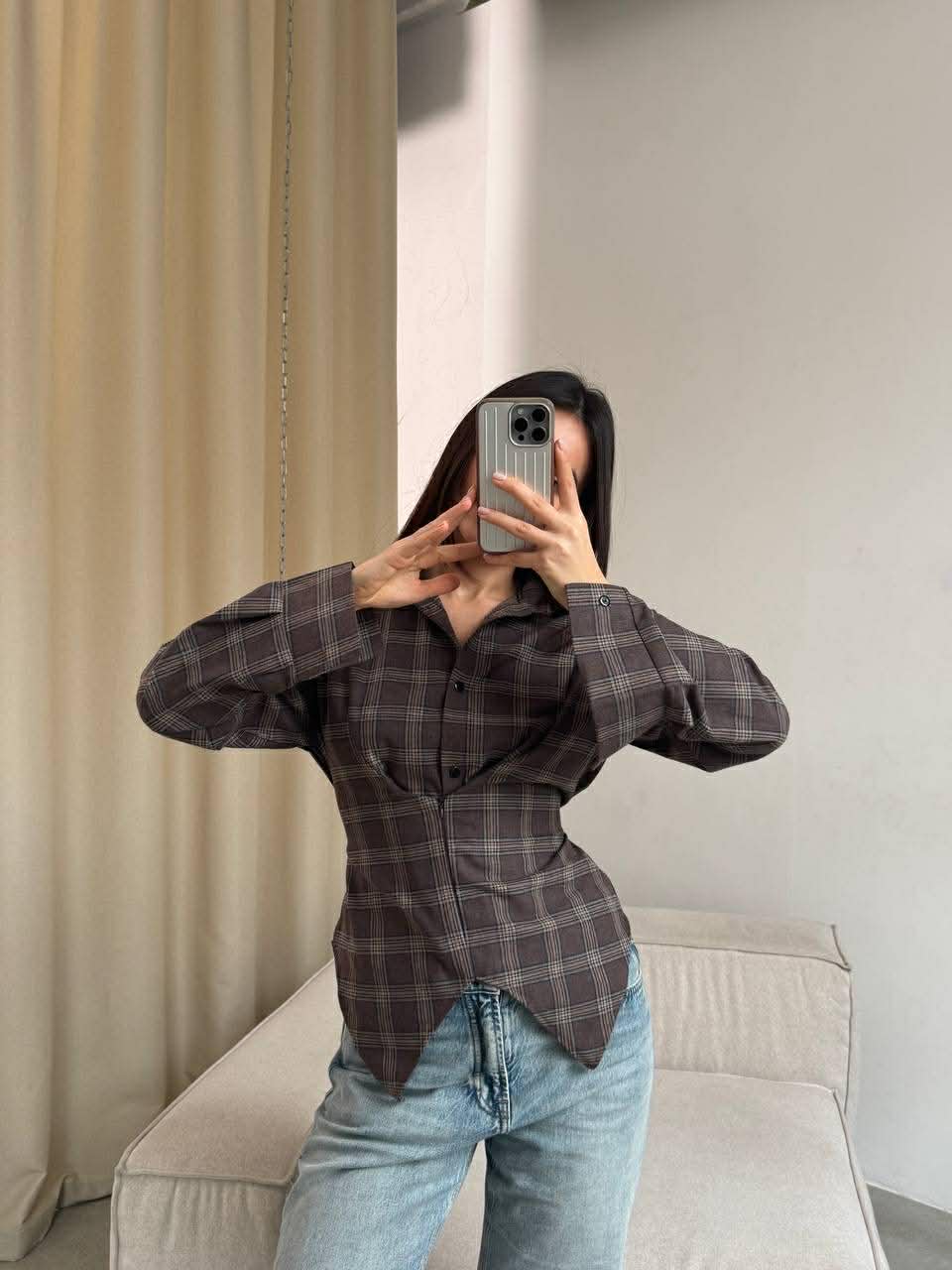 Languoti rudi įliemenuoti marškiniai „Aurelia Tie Waist Shirt“