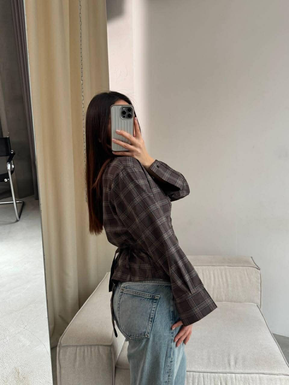 Languoti rudi įliemenuoti marškiniai „Aurelia Tie Waist Shirt“