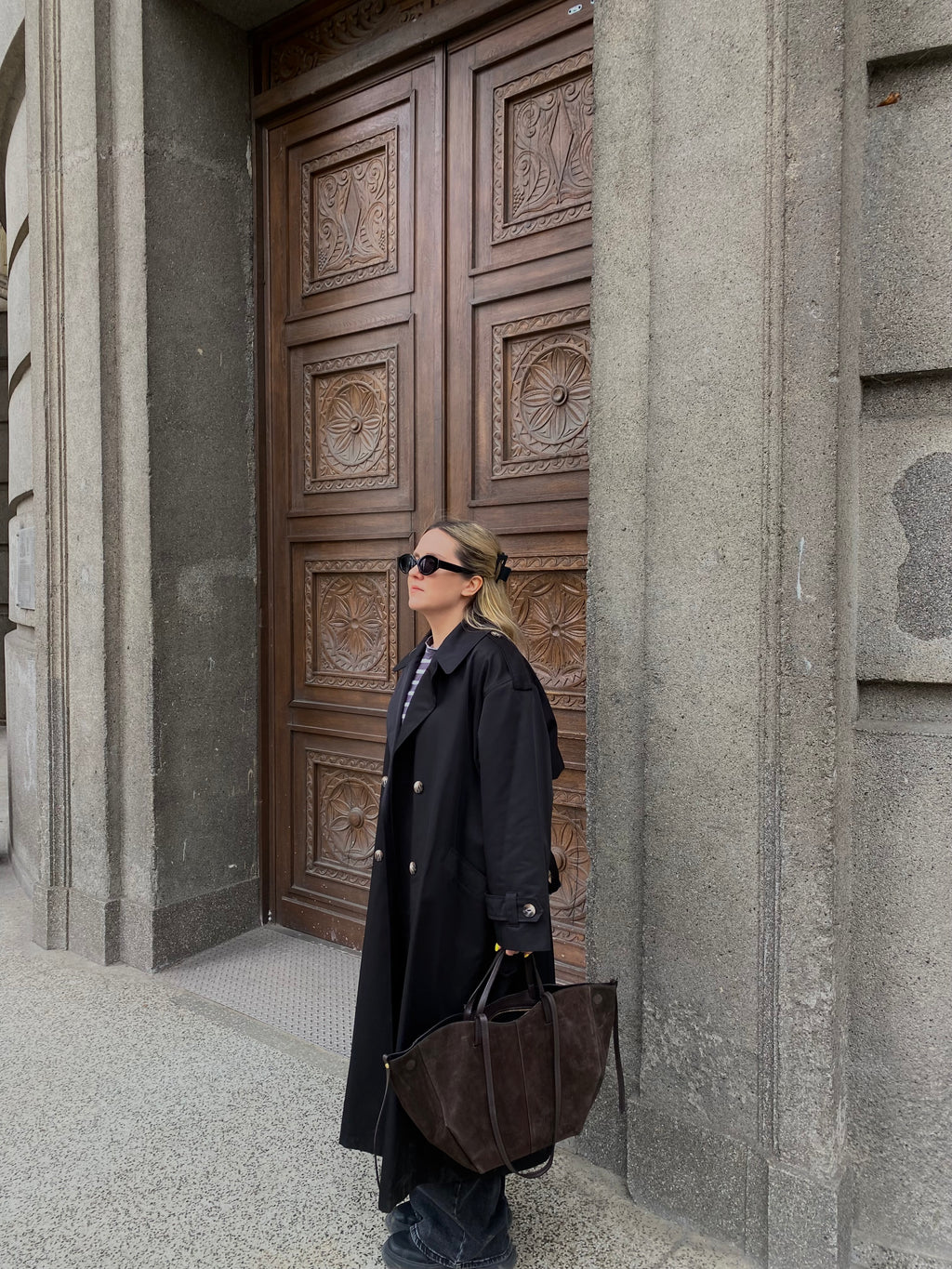 Juodas premium ilgas lietpaltis „Elysian Trench Coat“