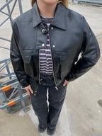 Juoda eko odos stilinga striukė „Kaia Urban Jacket“
