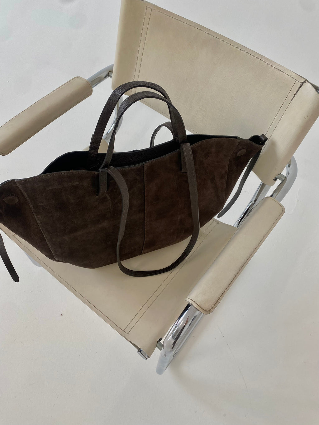 Natūralios verstos odos rankinė “Suede Classic Bag”