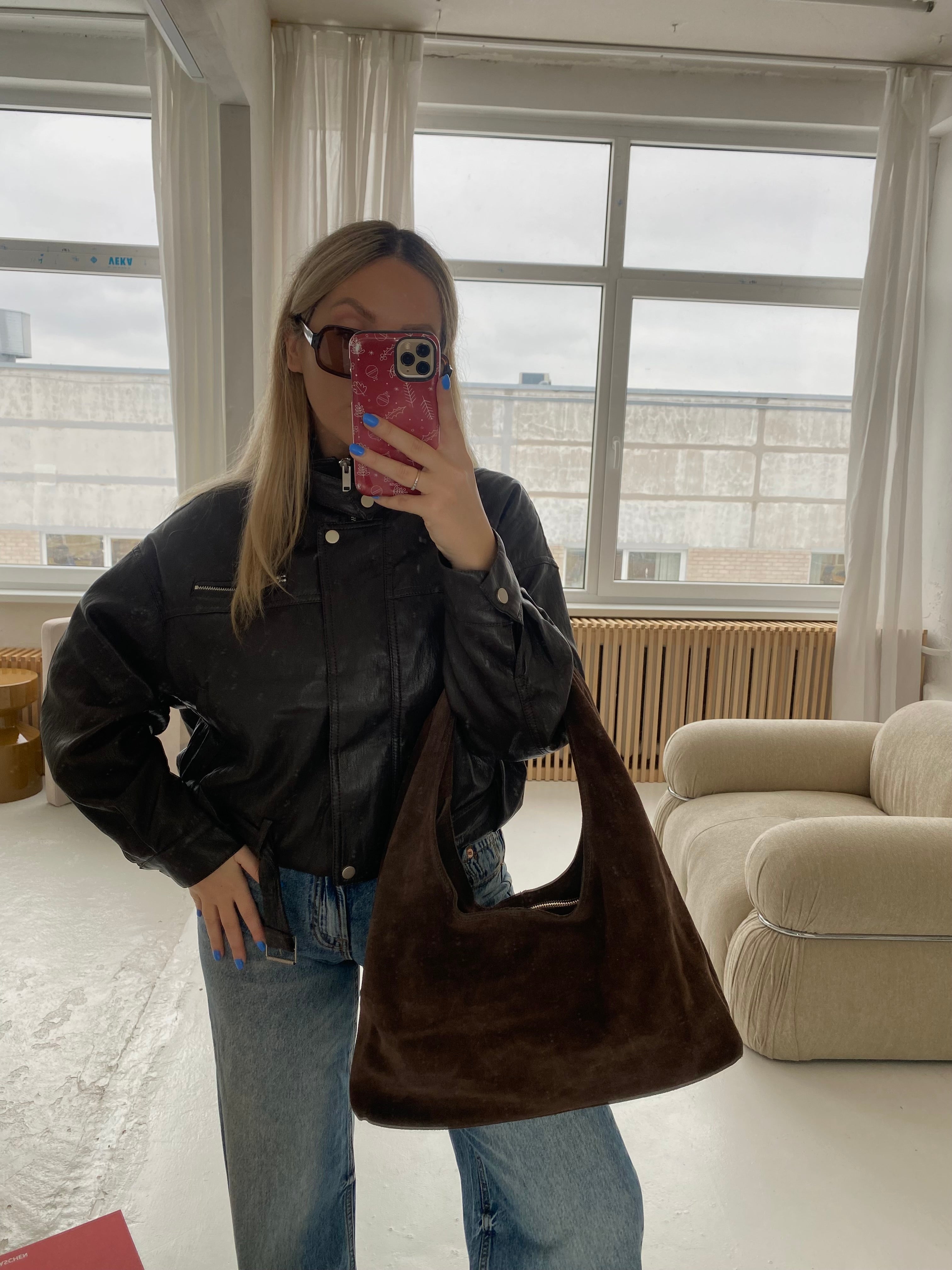 Ruda verstos odos rankinė „Marlow Suede Hobo“