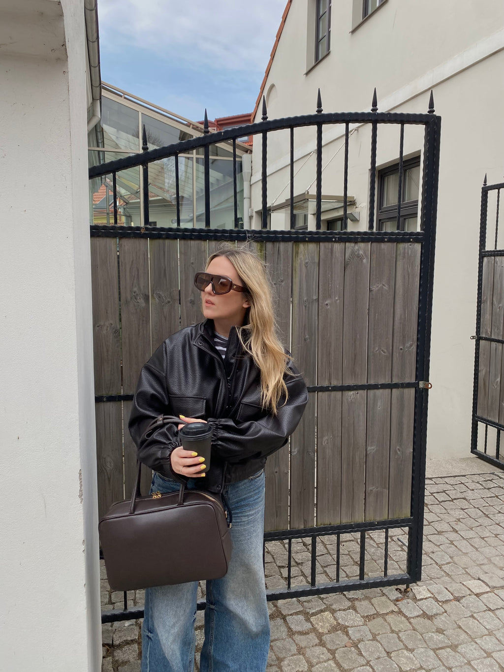 Natūralios odos rankinė „Emma Choco“