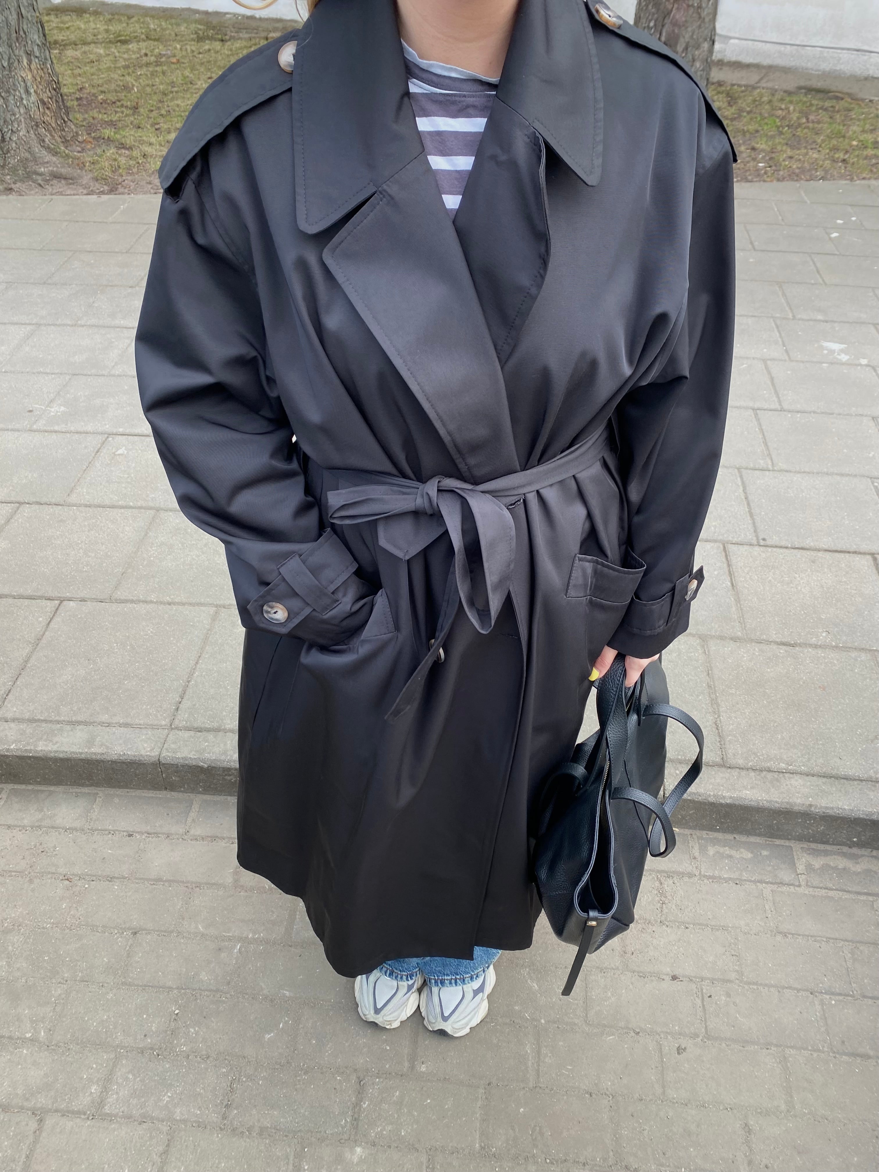 Juodas premium ilgas lietpaltis „Elysian Trench Coat“