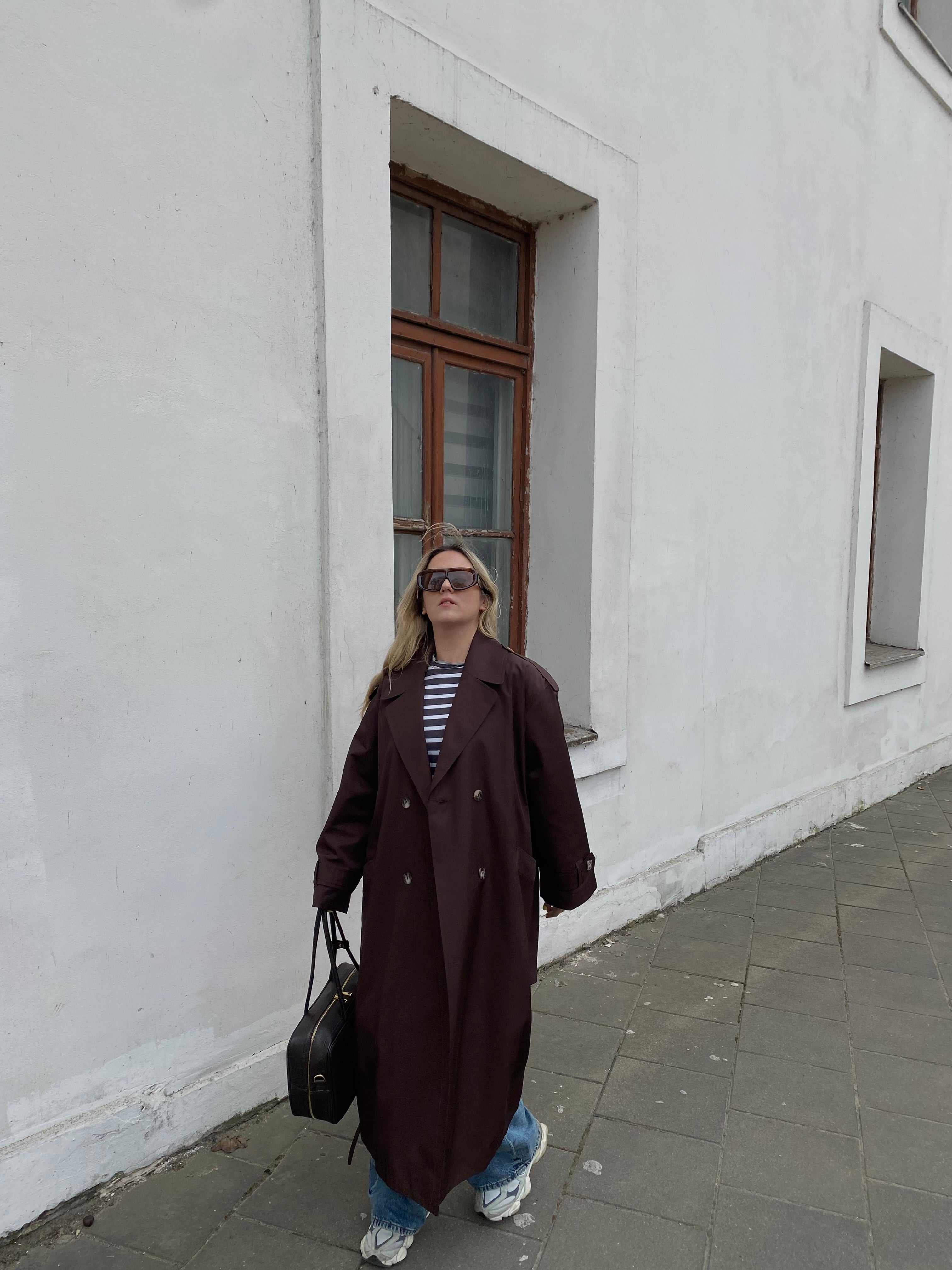 Šokoladinis premium ilgas lietpaltis „Elysian Trench Coat“