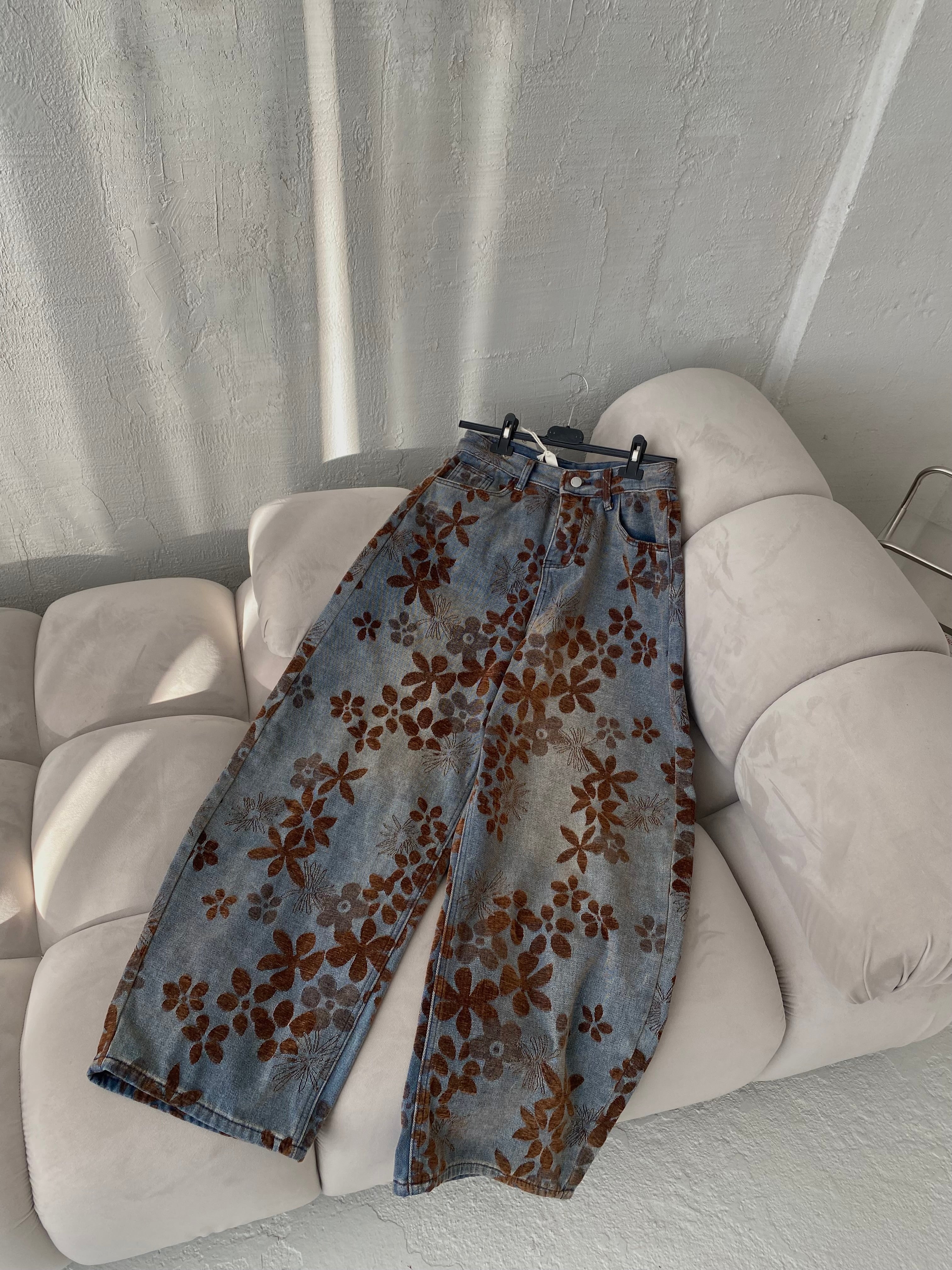 Išskirtinio dizaino balloon tipo džinsai „Floral Balloon Denim“