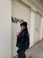 Juoda dirbtinio kailio bucket hat kepurė “Black Luxe Faux Fur Bucket Hat”