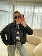 Juoda eko odos striukė su įsiuvu nugaroje „Noire Form Jacket“