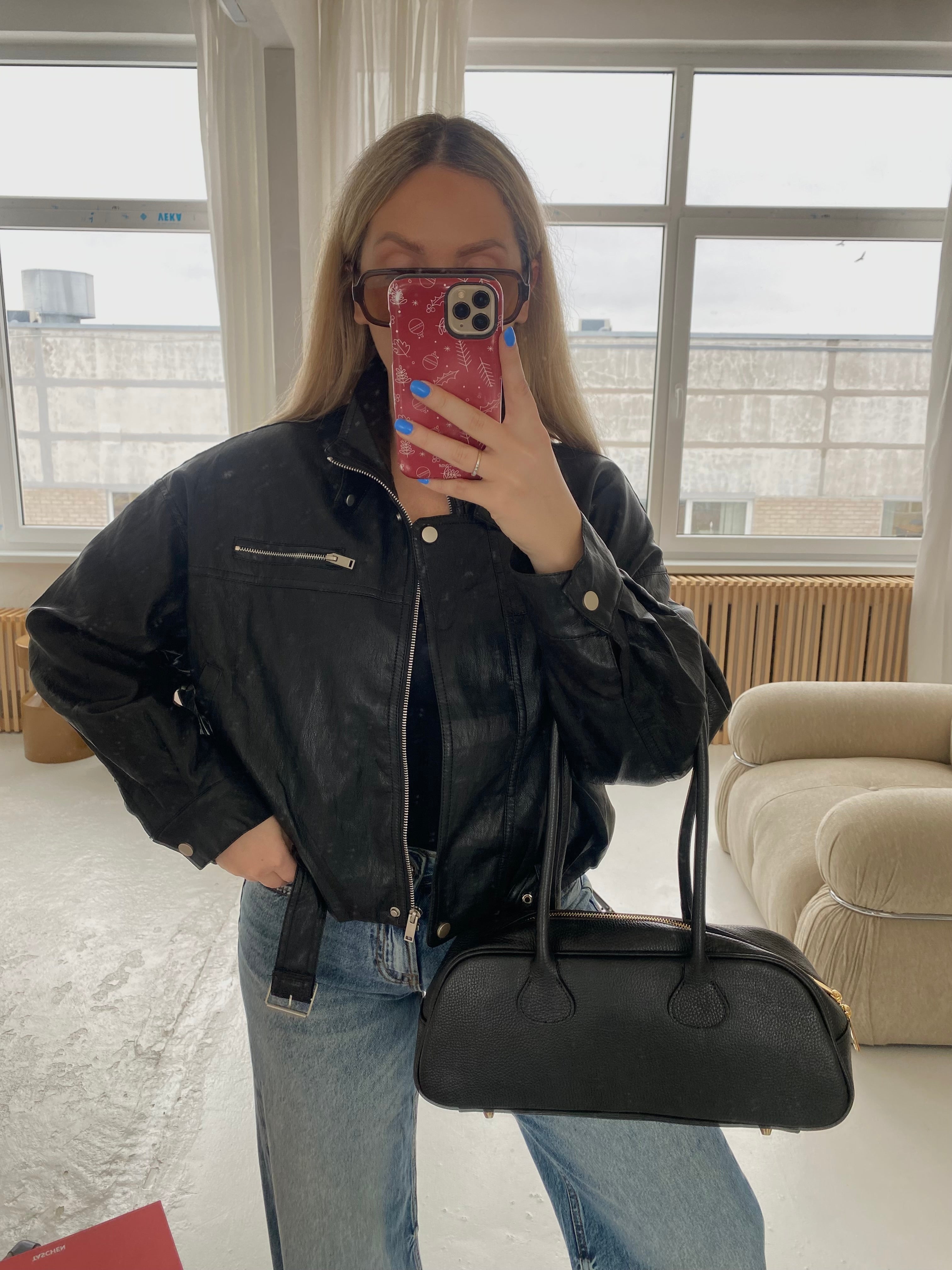 Juoda dirbtinės odos striukė su dirželiu „Valencia Belted Jacket“