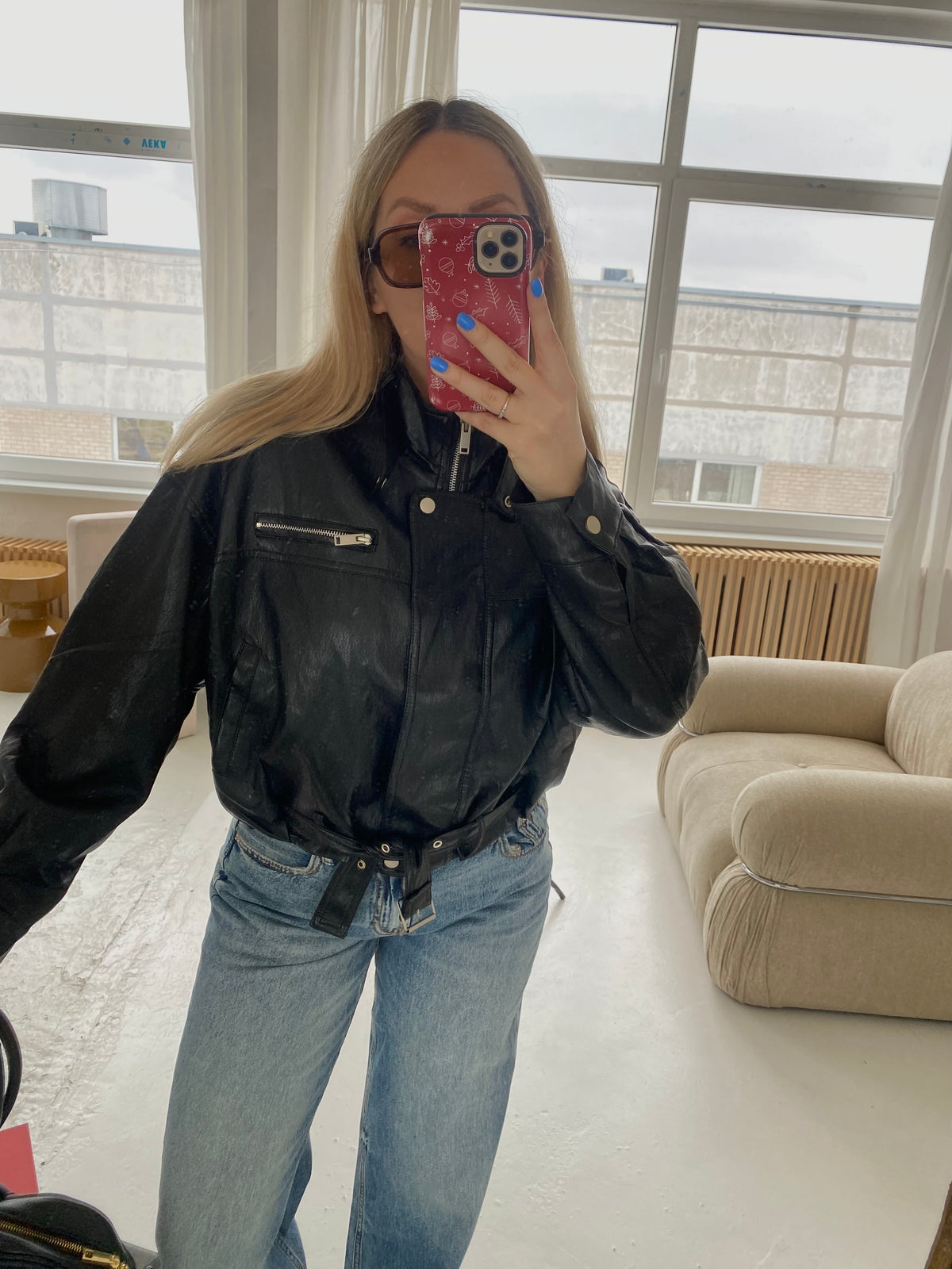 Juoda dirbtinės odos striukė su dirželiu „Valencia Belted Jacket“