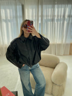 Juoda premium dirbtinės odos bomber tipo striukė „Noelle Luxe Bomber“