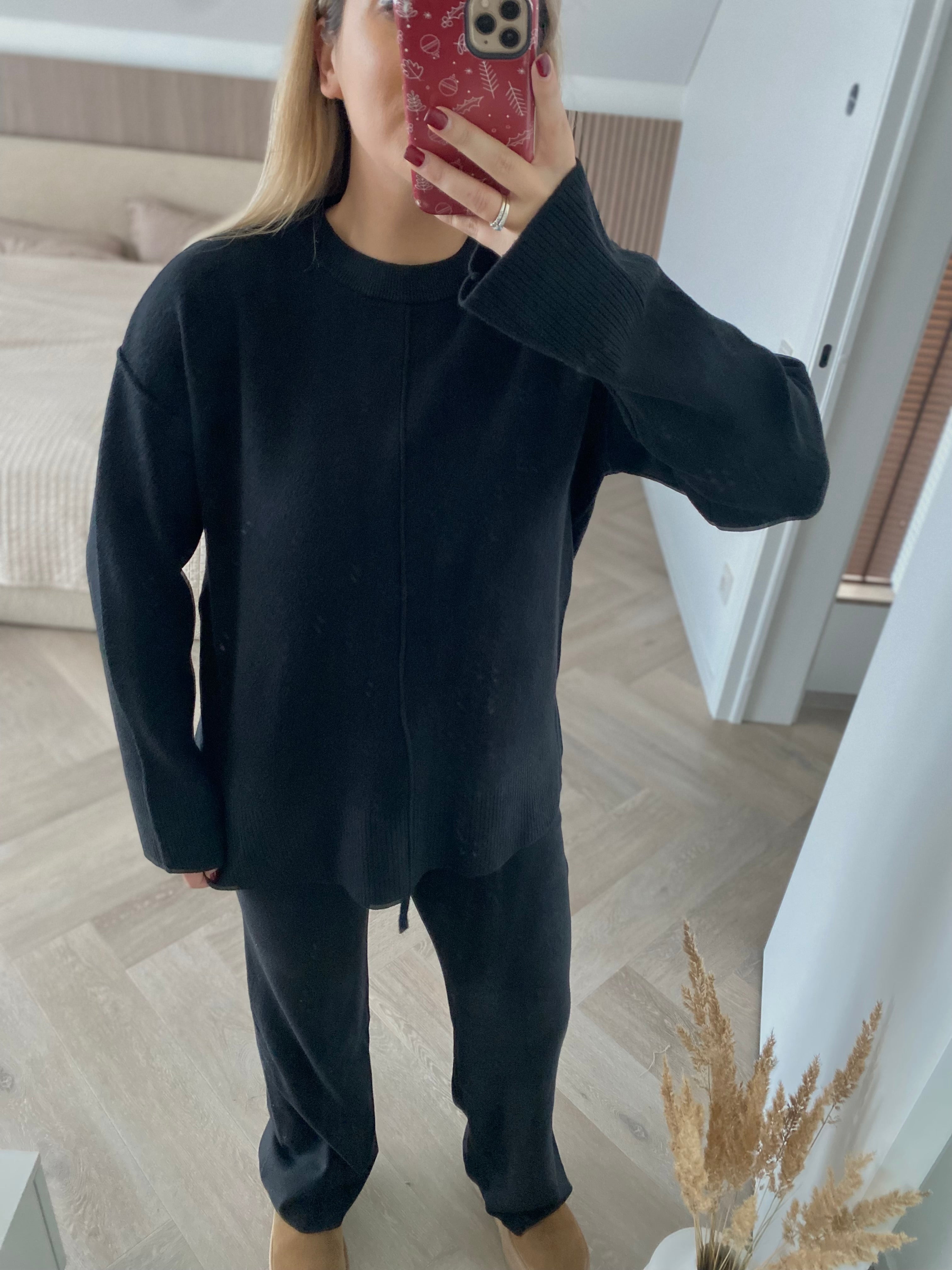 Juodas kostiumėlis su vilna “Black Wool Lounge Set”