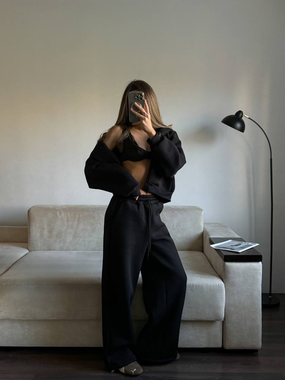 Juodas pašiltintas laisvalaikio komplektas su gobtuvu „Black Zip Hoodie Lounge Set“