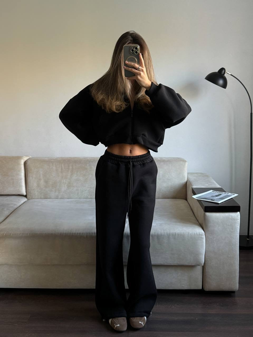 Juodas pašiltintas laisvalaikio komplektas su gobtuvu „Black Zip Hoodie Lounge Set“