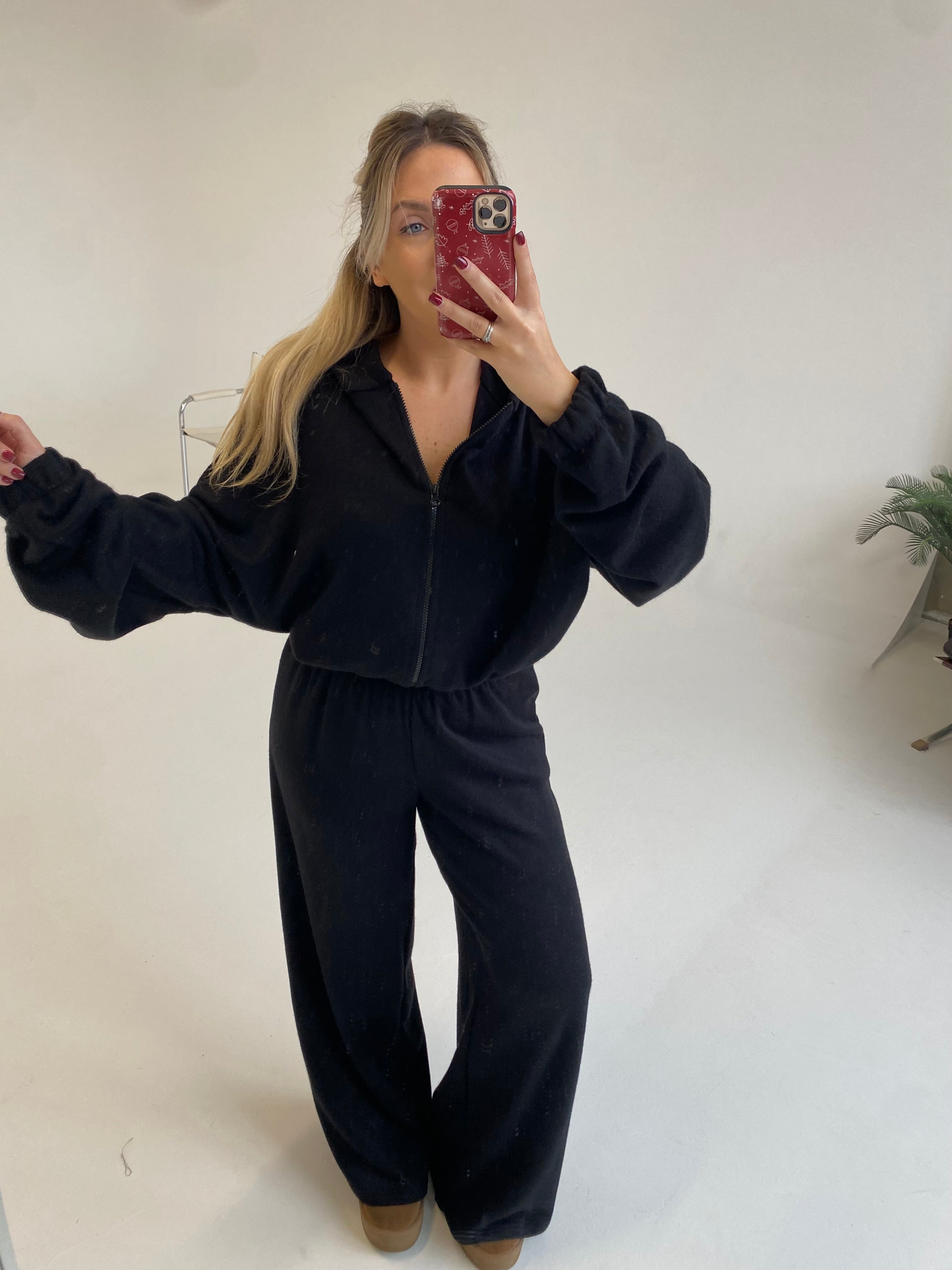 Šiltas megztas laisvalaikio komplektas su vilna “Wool Cozy Black Set”