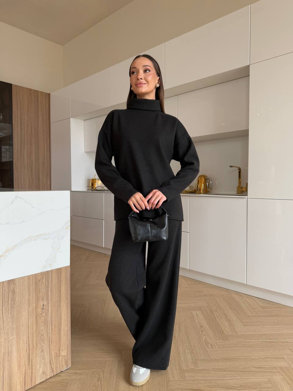 Juodas angoros kostiumas “Black Angora Cozy Set”