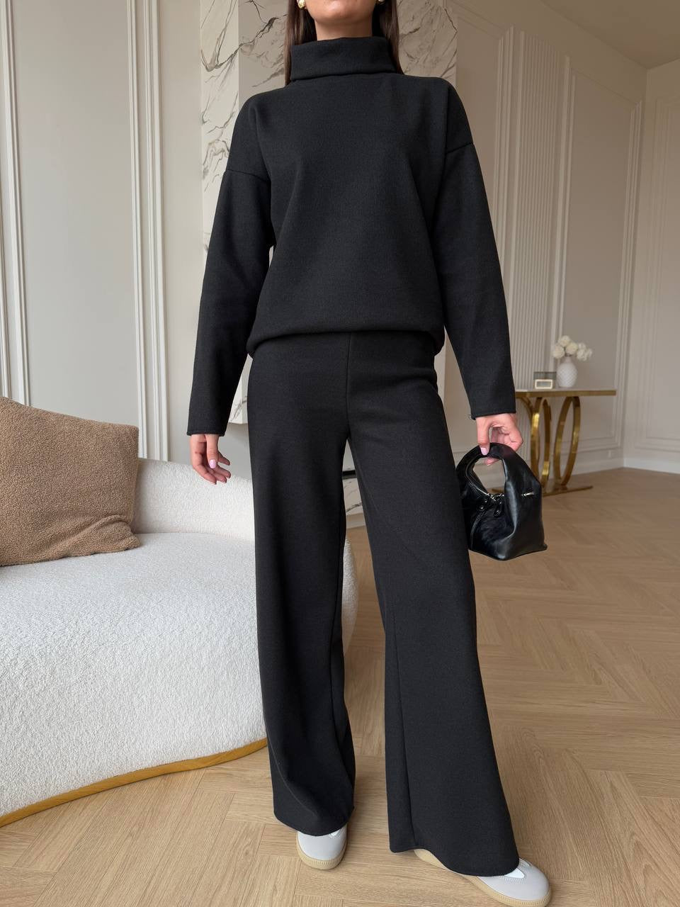 Juodas angoros kostiumas “Black Angora Cozy Set”