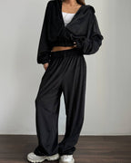 Juodas veliūrinis laisvalaikio komplektas „Black Velvet Comfort Set“