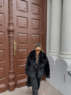 Juodi dirbtiniai oversize kailiniai “Black Glam Oversize”