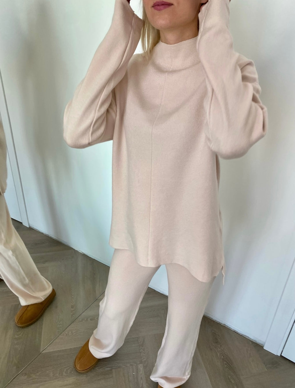 Kreminis megztas kostiumėlis su vilna ir kašmyru “Cream CashBlend Set”