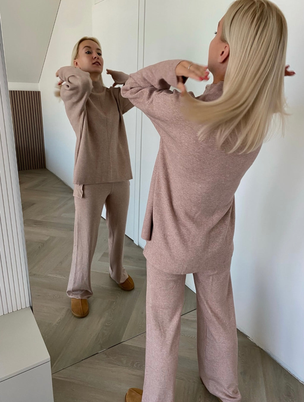 Beige megztas kostiumėlis su vilna ir kašmyru “Beige CashBlend Set”