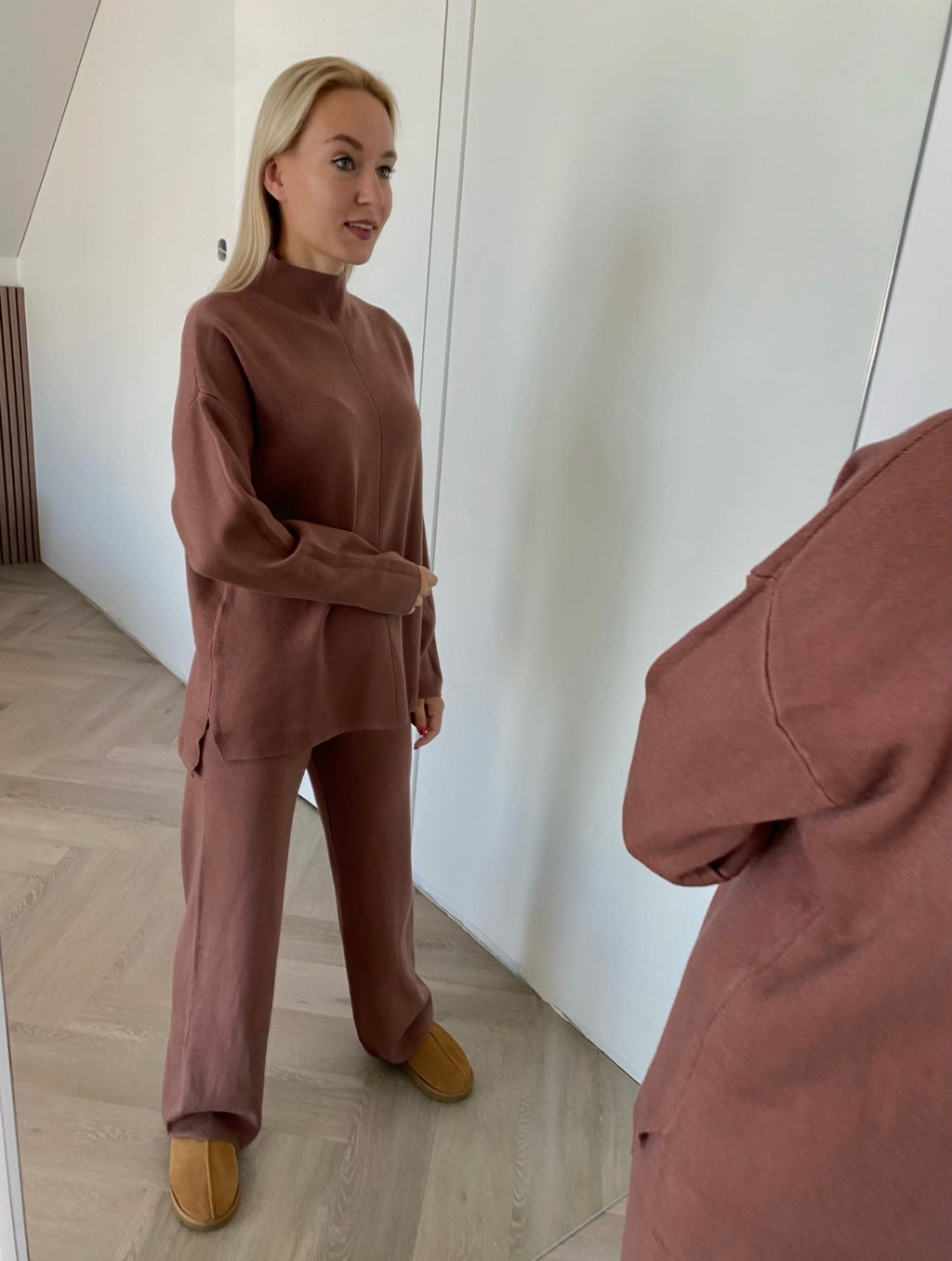 Rudas megztas kostiumėlis su vilna ir kašmyru “Brown CashBlend Set”