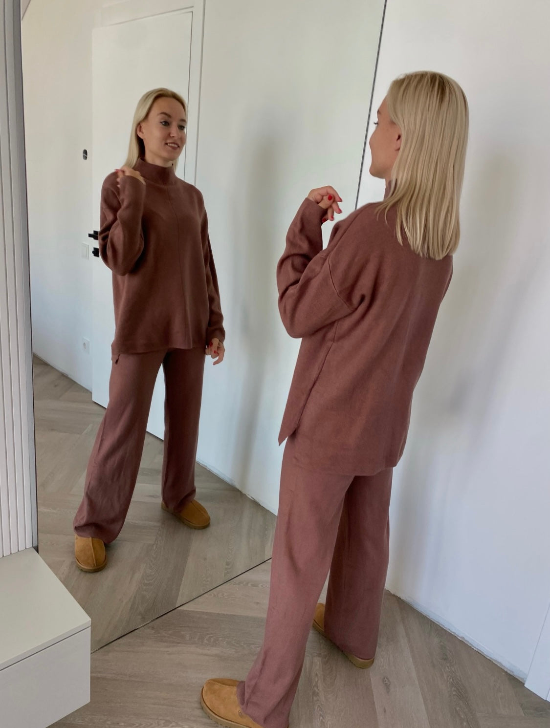 Rudas megztas kostiumėlis su vilna ir kašmyru “Brown CashBlend Set”