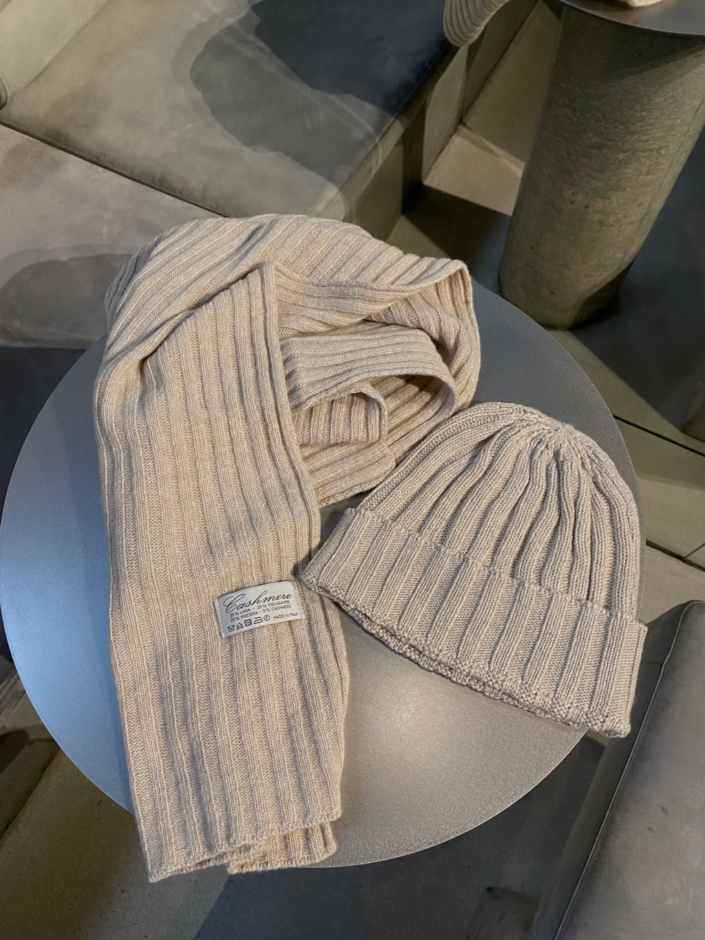 Kreminis šaliko ir kepurės komplektas su kašmyru (unisex) “Cream Pure Cashmere Set”