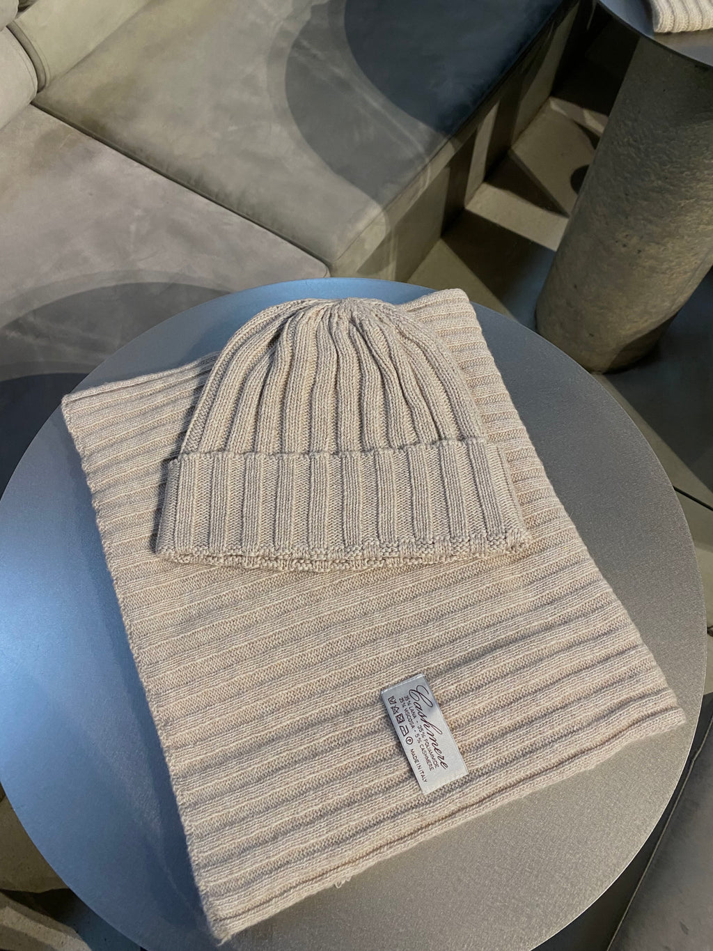 Kreminis šaliko ir kepurės komplektas su kašmyru (unisex) “Cream Pure Cashmere Set”